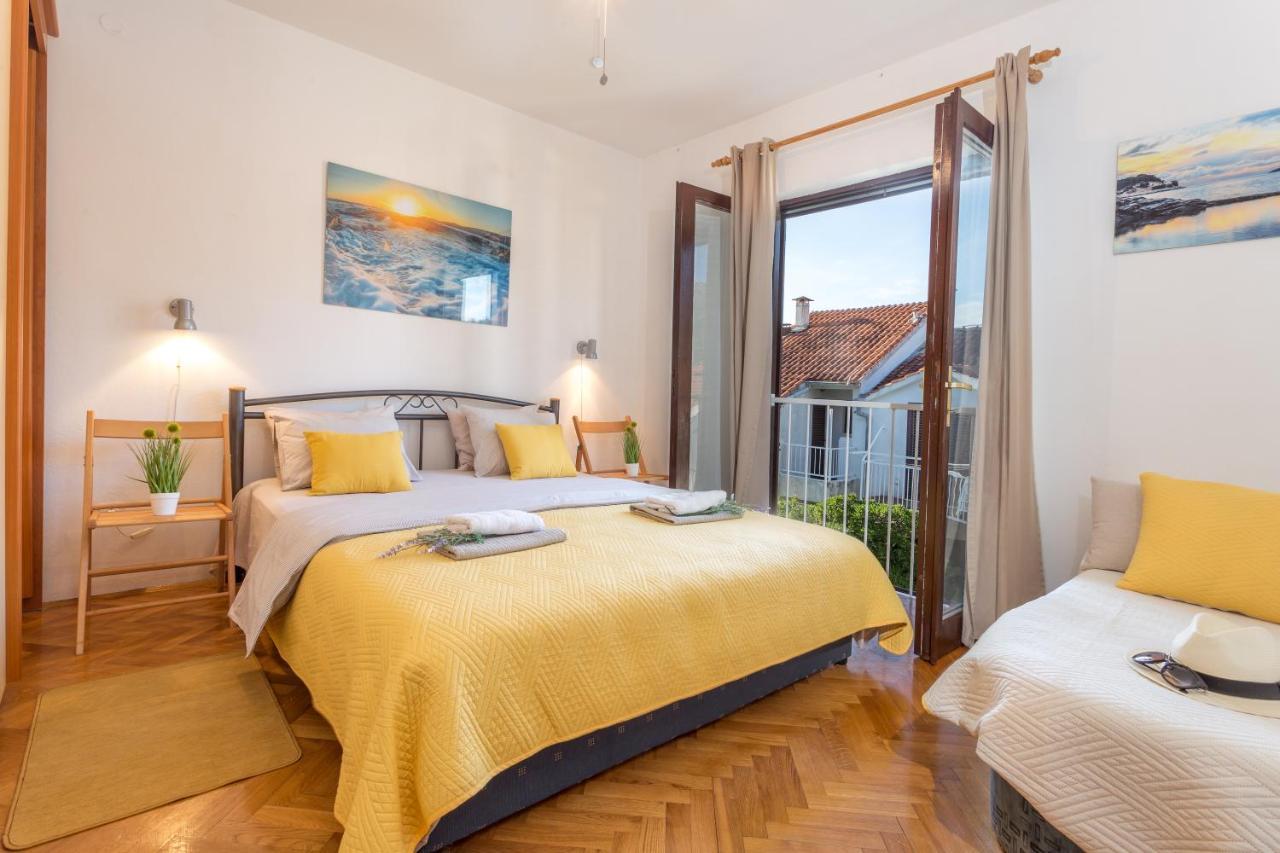 So Hvar So Good! Spacious With Terrace Χβαρ Εξωτερικό φωτογραφία