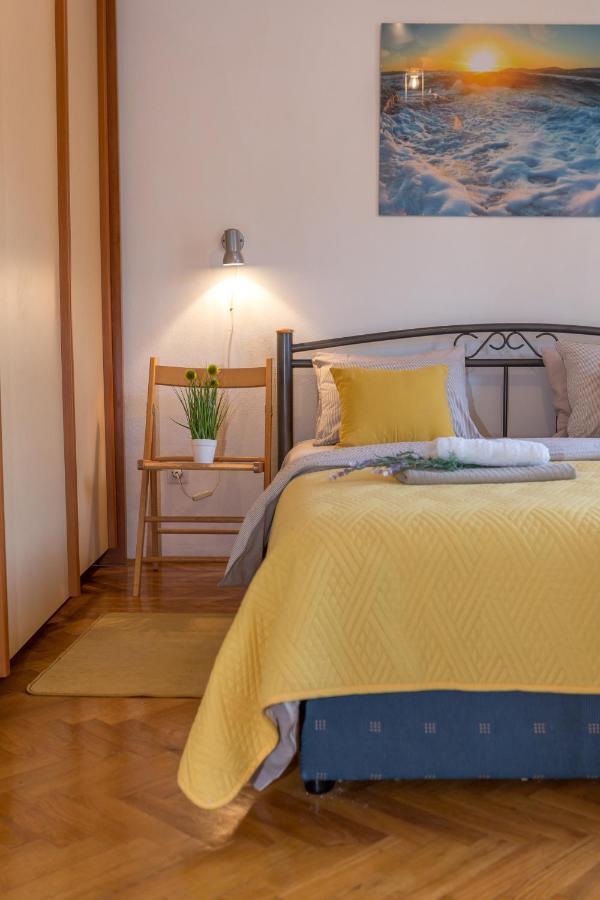 So Hvar So Good! Spacious With Terrace Χβαρ Εξωτερικό φωτογραφία